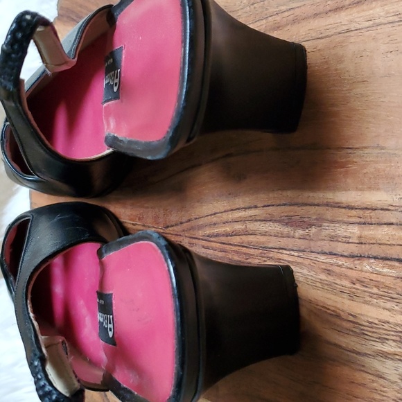 Etienne Aigner Black Leather Slingbacks Heels Size 8.5 M - Picture 8 of 8